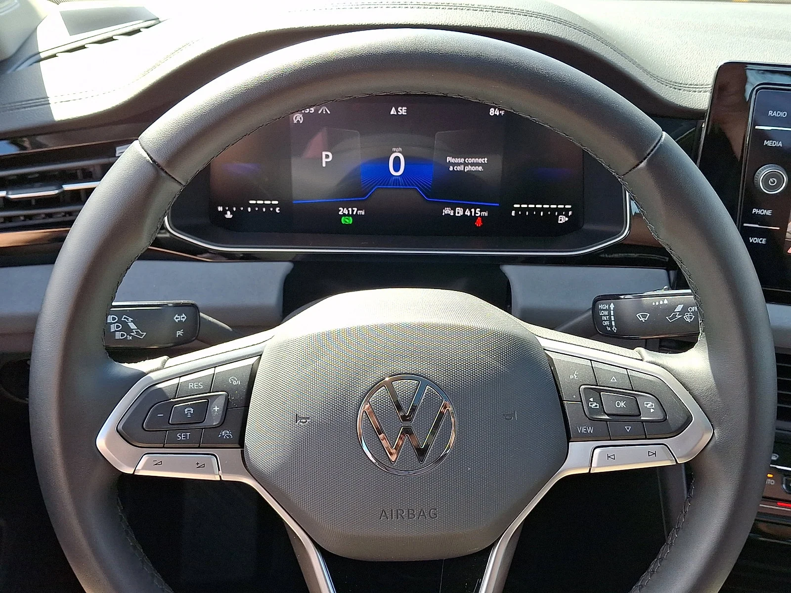 Used 2025 Deep Black Pearl   2T2t Volkswagen SE image 19