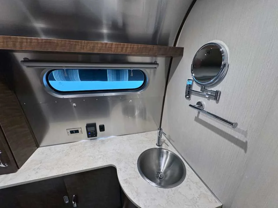 New 2026 SILVER AIRSTREAM  image 44
