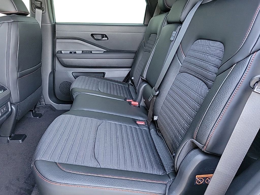 New 2026 Boulder Gray Pearl/Super Black Nissan Rock Creek image 23