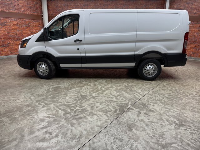 2025 Ford Transit Cargo Van photo 2