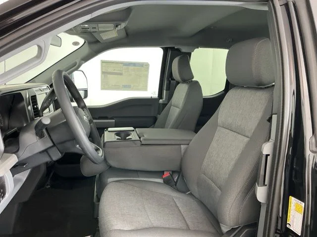 New 2026 Agate Black Metallic Ford XL image 17