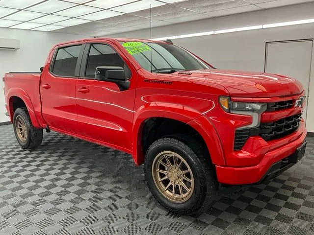 Used 2023 Red Chevrolet RST image 3