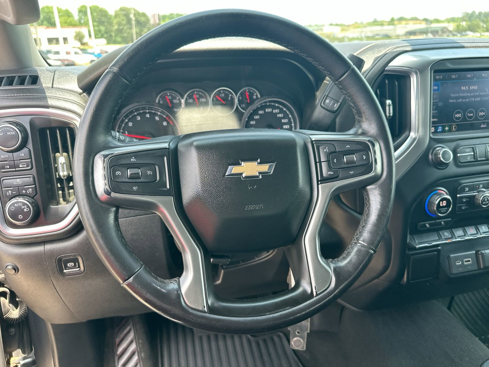 Used 2021 White Chevrolet LT image 14