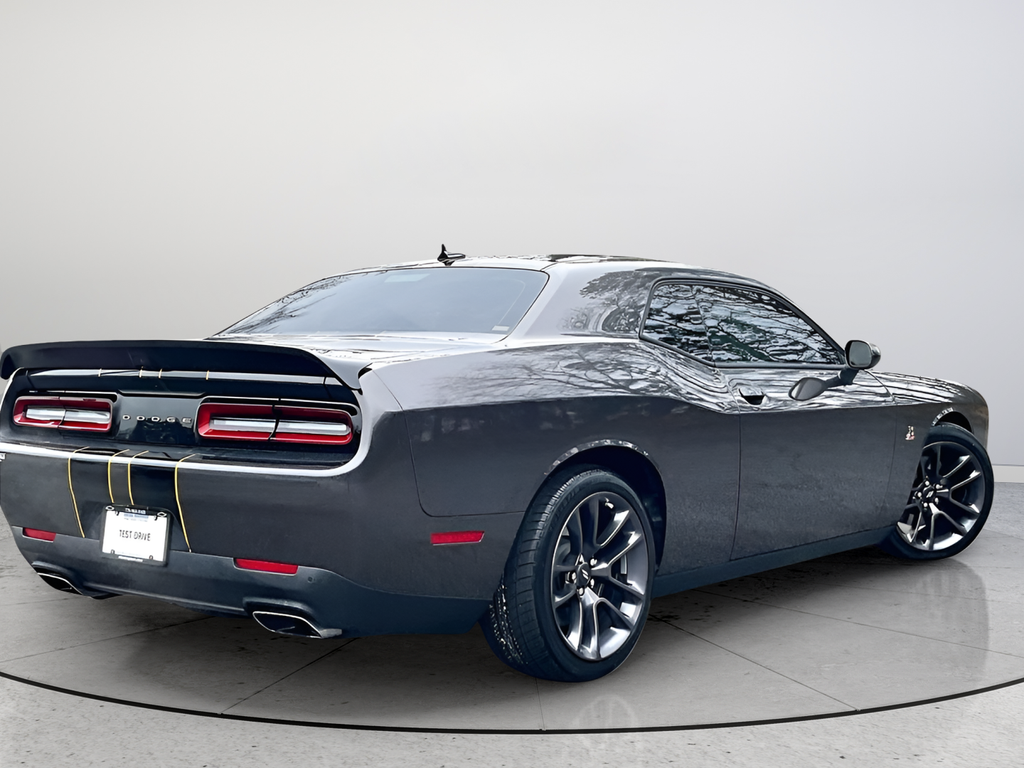 2023 Dodge Challenger R/T - Photo 6