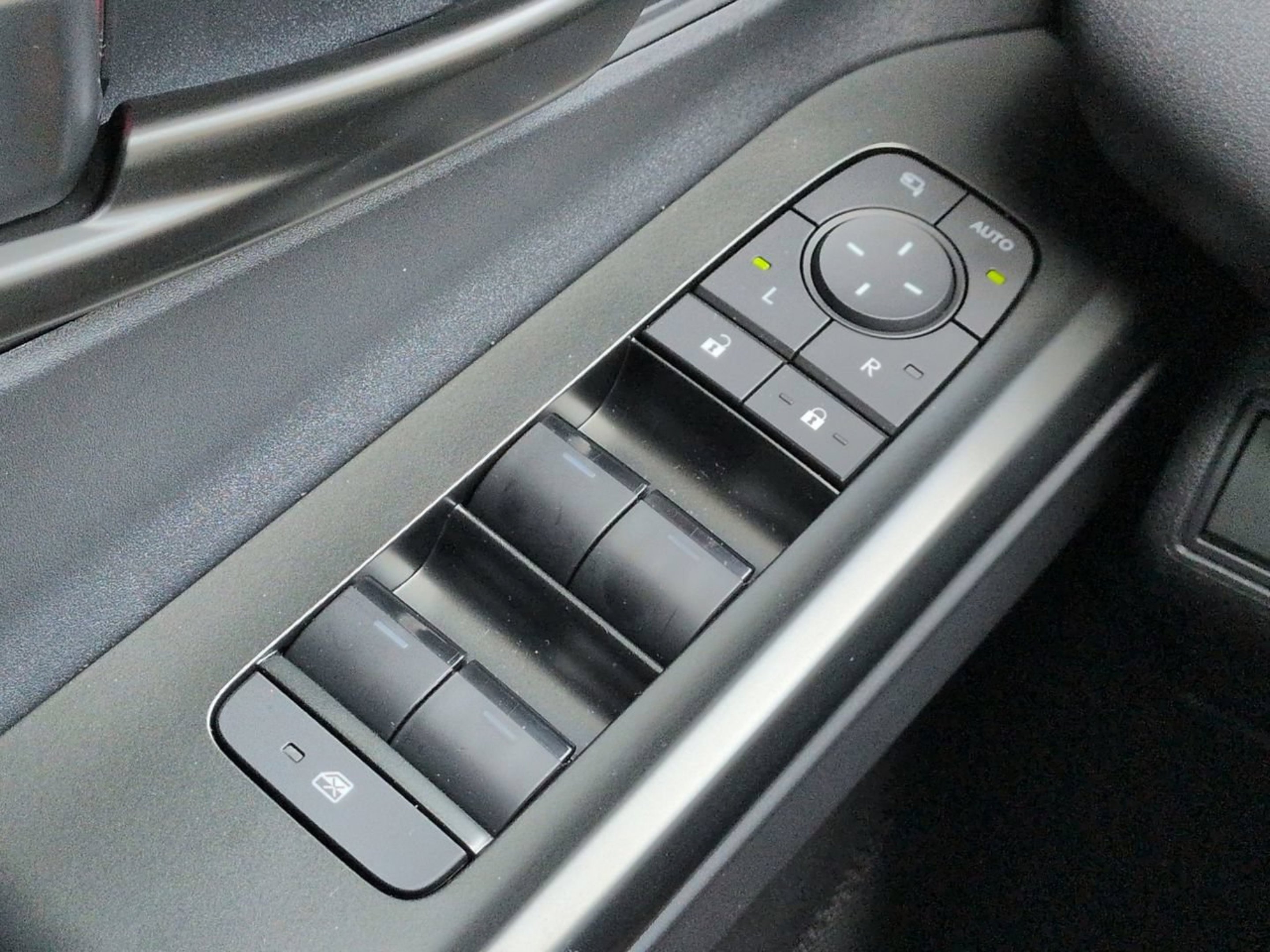 Used 2026 Alloy Toyota XSE image 21