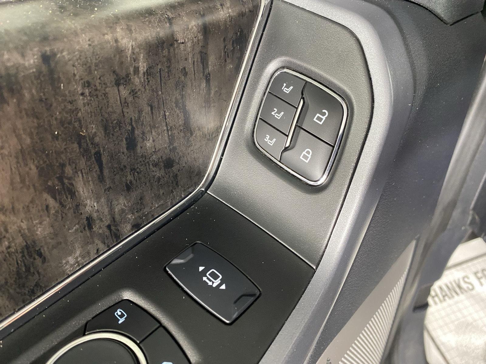 Used 2024 Agate Black Ford LARIAT image 19