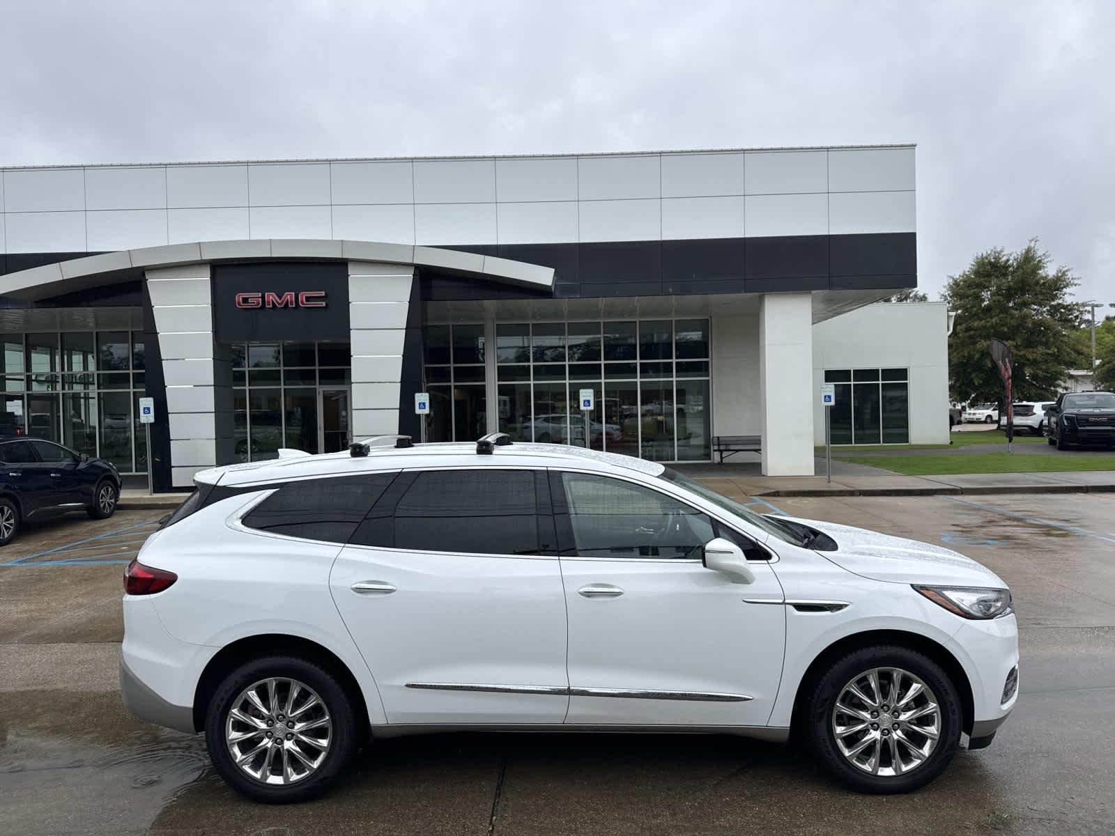 2021 Buick Enclave Essence