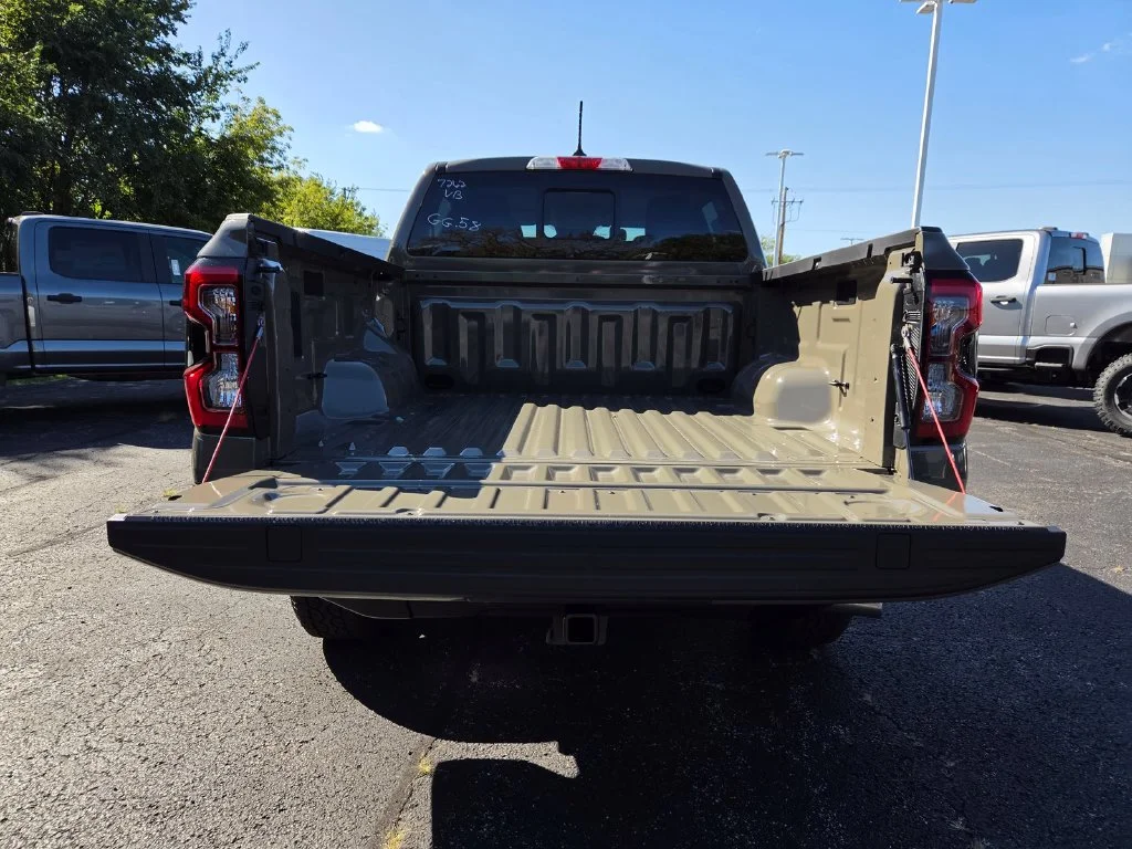 New 2026 Marsh Gray Ford XLT image 20