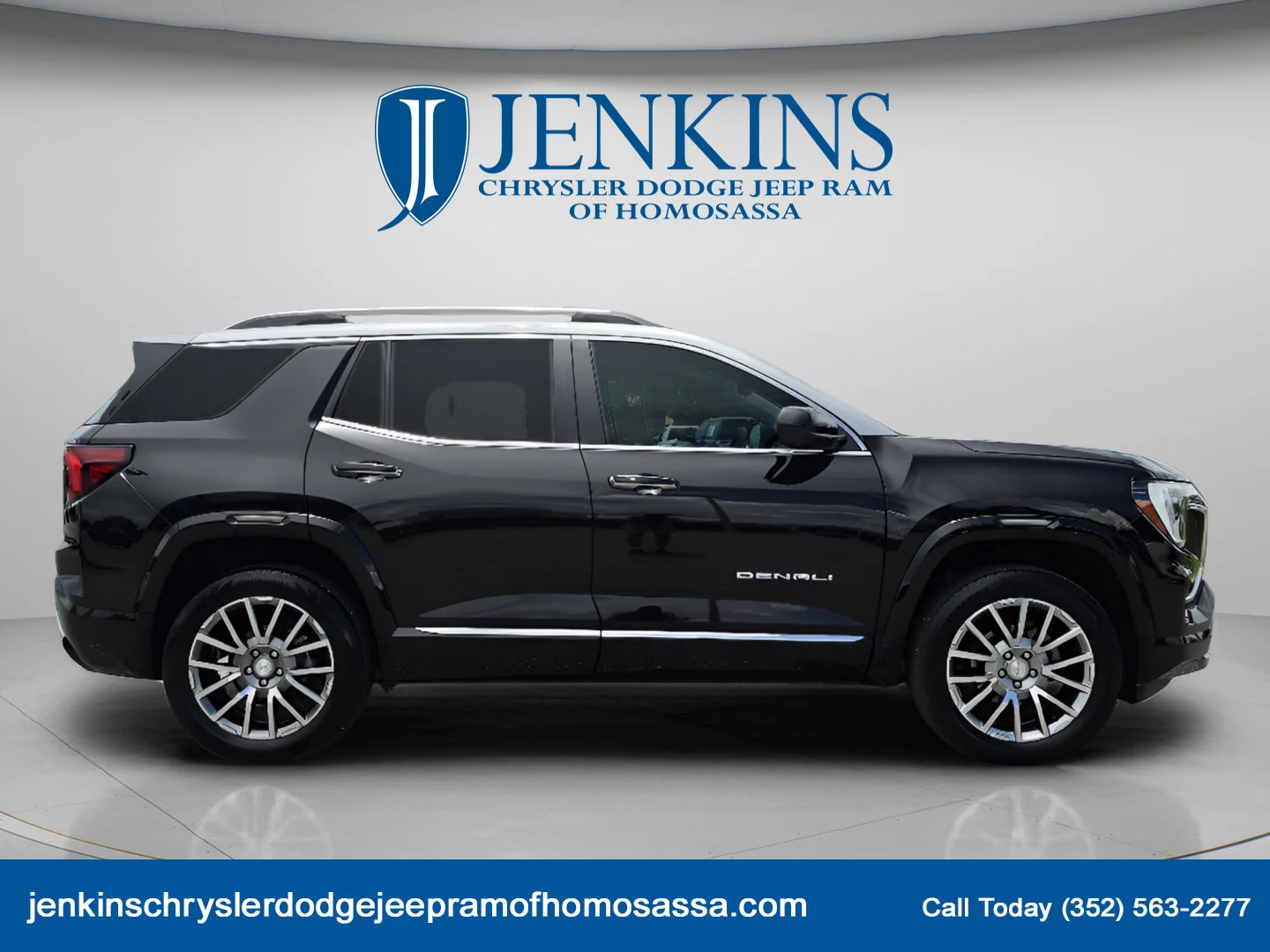 Used 2026 Ebony Twilight Metallic GMC AWD Denali image 3