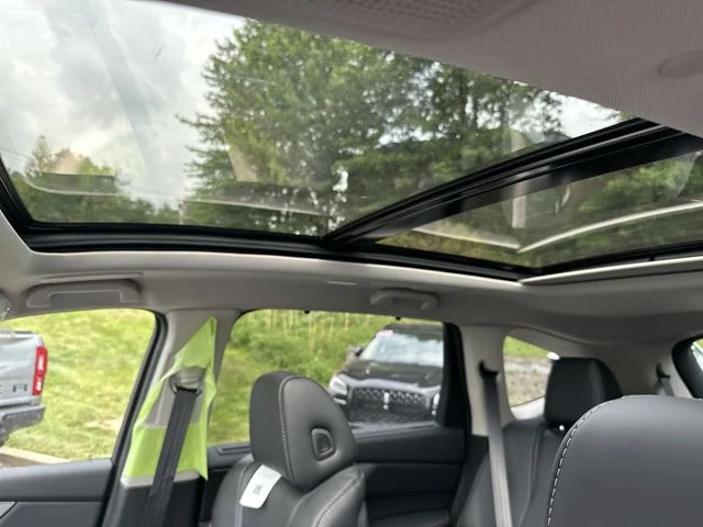 New 2026 Liquid Carbon Metallic Acura Technology Package image 23
