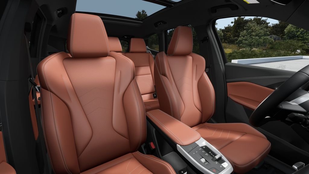 New 2027 Mineral White Metallic BMW xDrive28i image 11