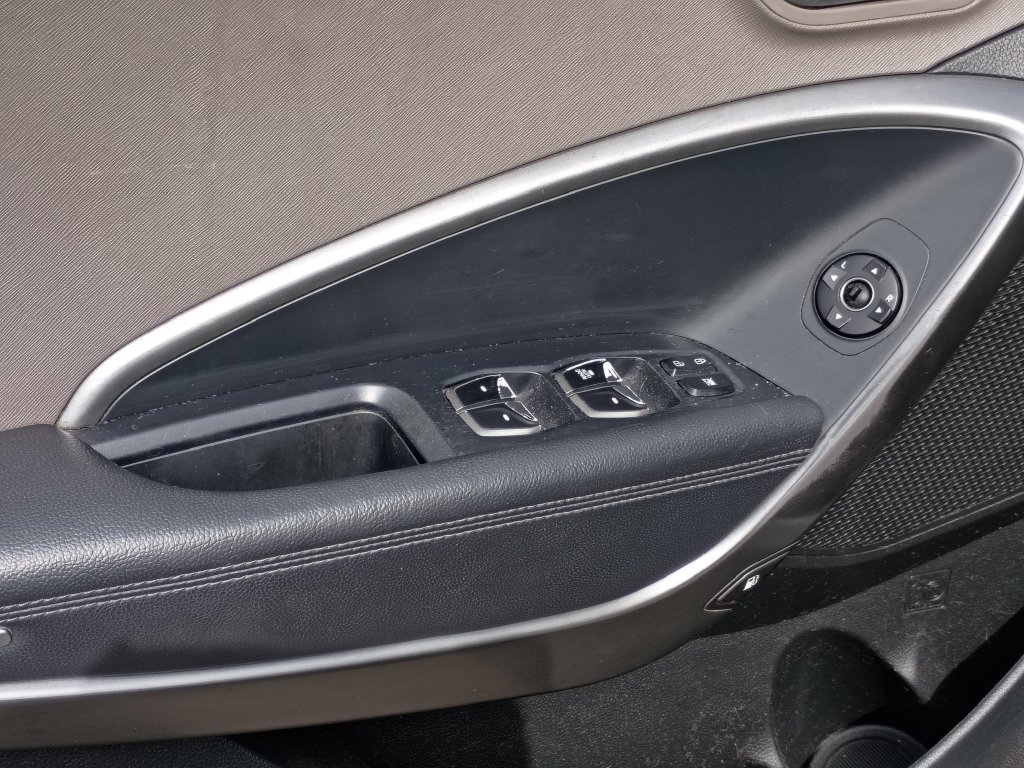Used 2018 Silver Hyundai 2.4 Base image 14