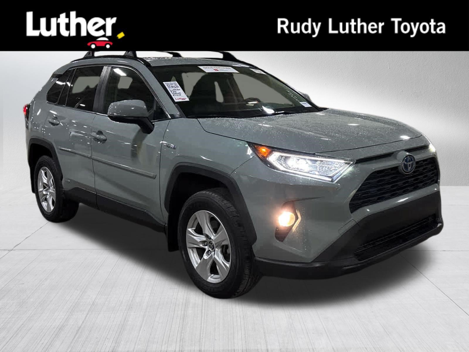 Used 2021 Lunar Rock Toyota Hybrid XLE image 1