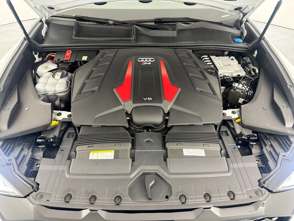 2023 Audi RS Q8 Base - Photo 32