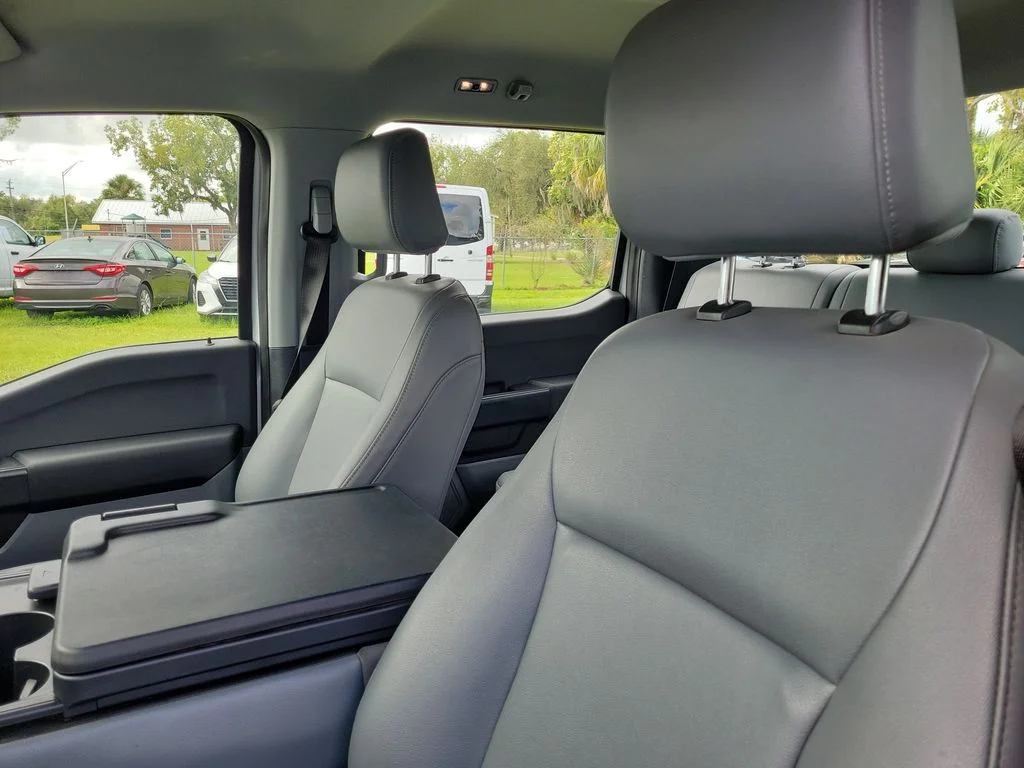 Used 2022 Oxford White Ford XL image 24