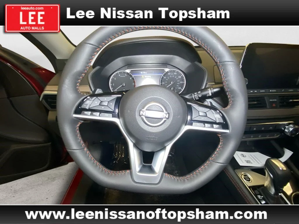 Used 2024 Scarlet Ember Nissan 2.5 SR image 13