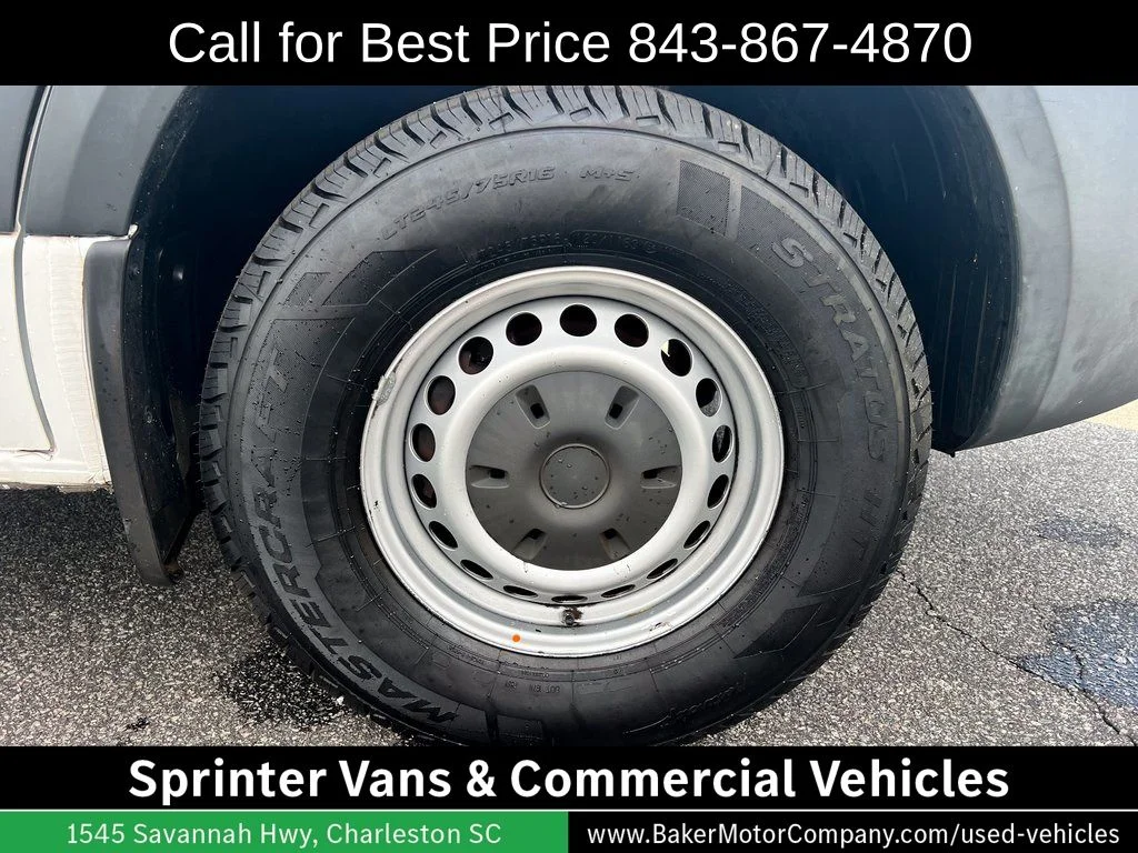 Used 2020 White Freightliner Base image 5
