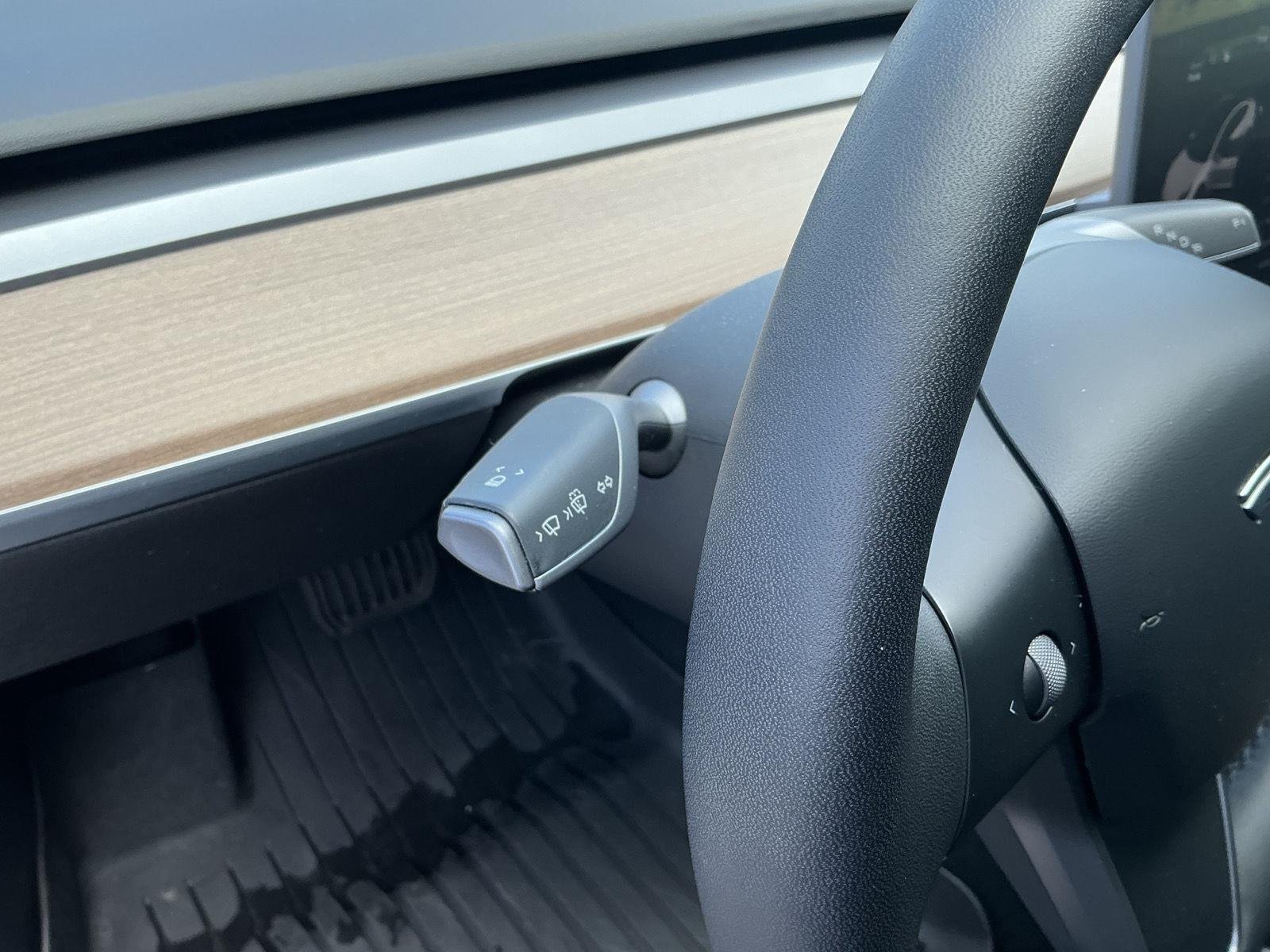 Used 2022  Tesla Long Range image 14
