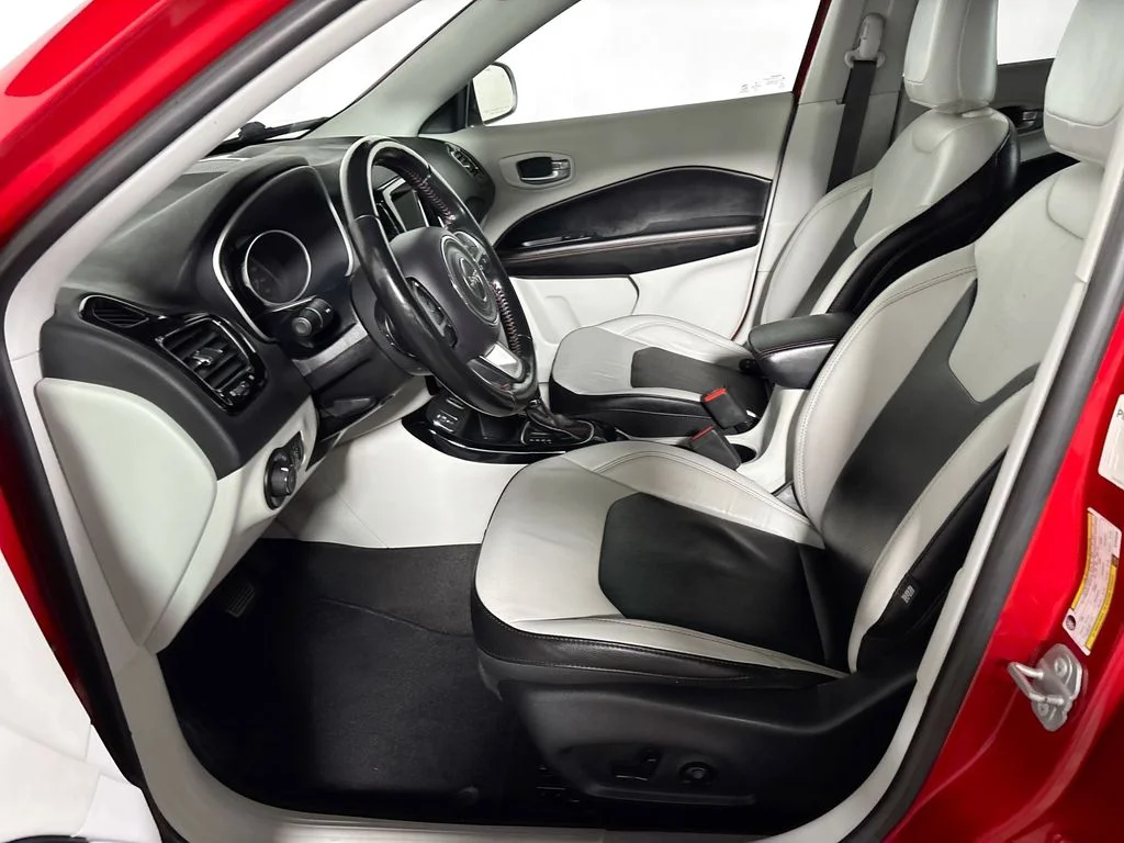 Used 2021 Red Jeep Limited image 11