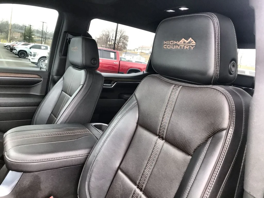 Used 2023 Gray Chevrolet High Country image 11
