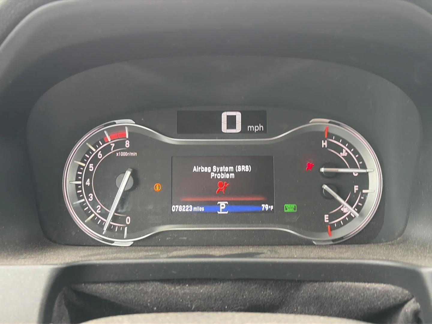 Used 2019 Lunar Silver Metallic Honda RTL image 9