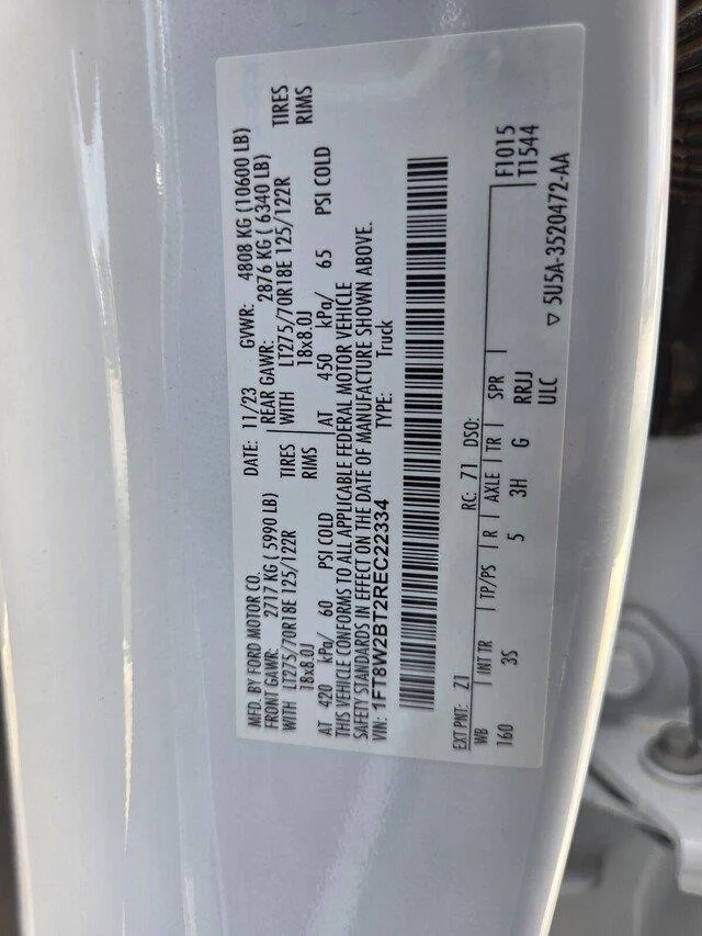 Used 2024 Oxford White Ford XLT image 34