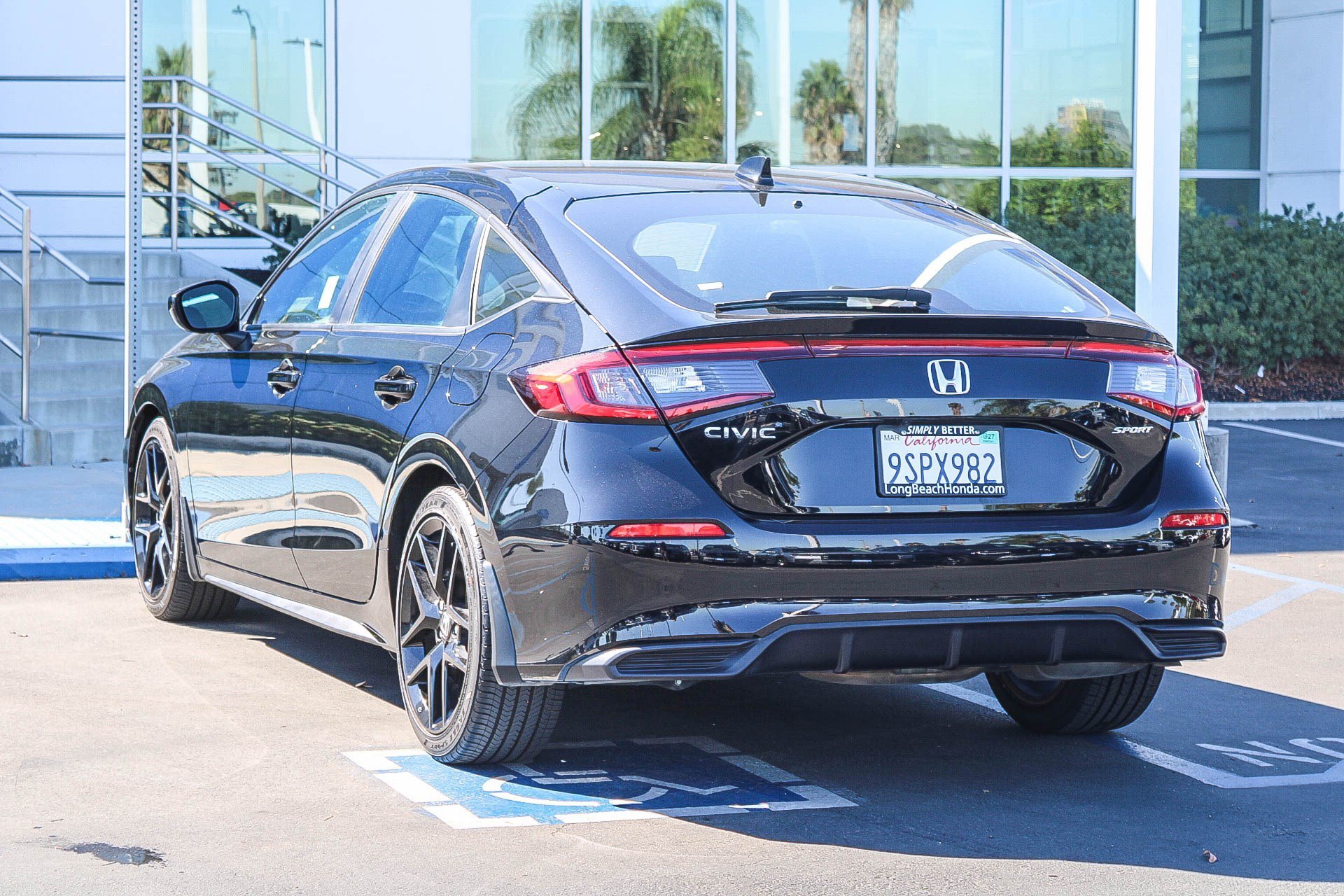 2025 Honda Civic Hatchback Sport - Photo 8