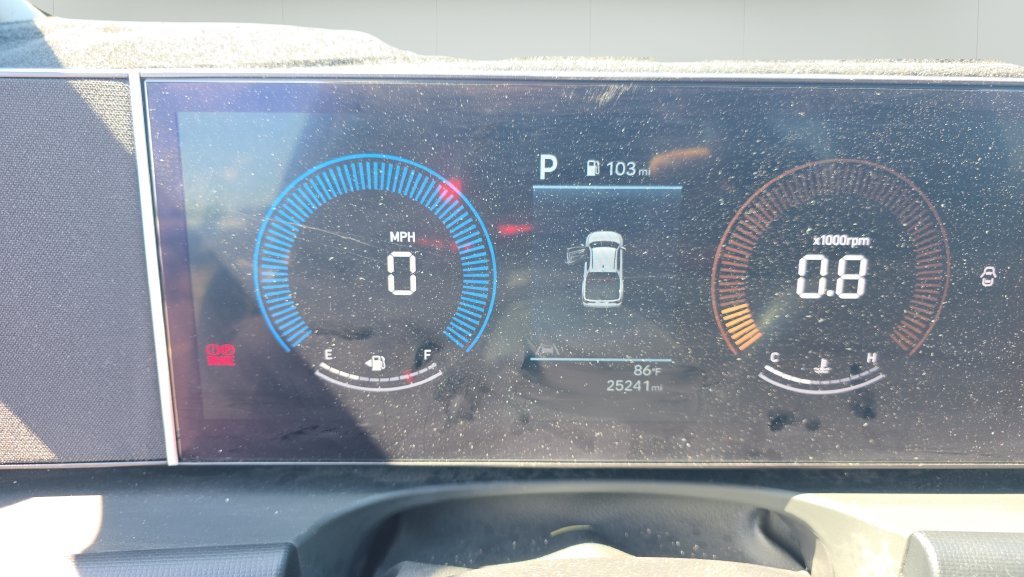 Used 2025 Gray Hyundai SEL image 21