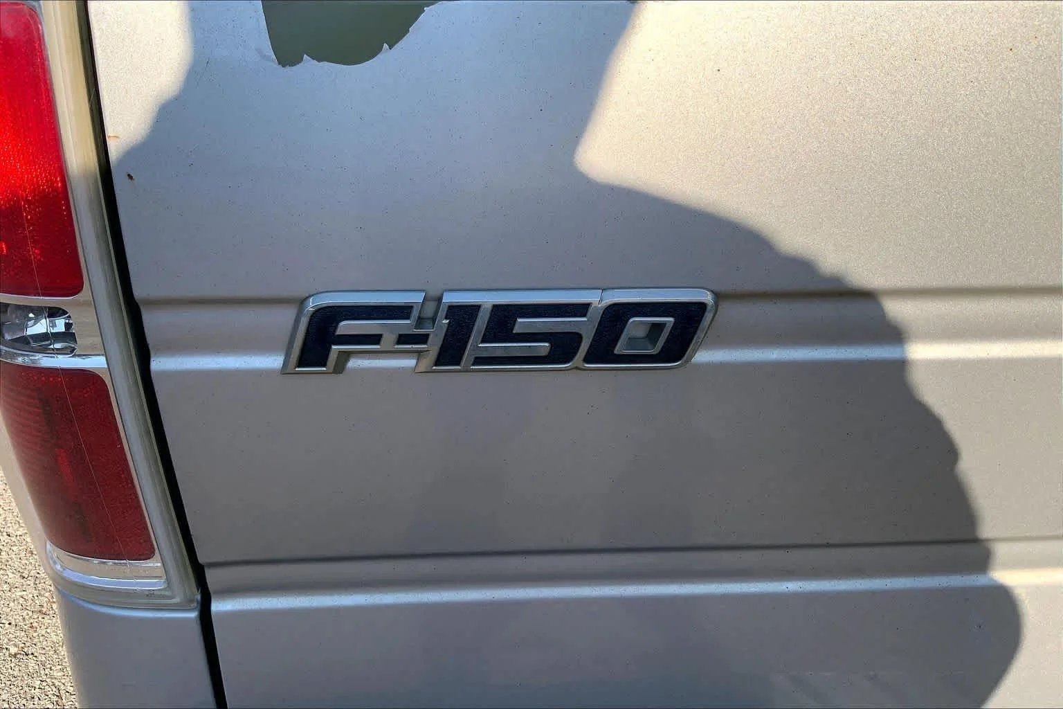 Used 2014 Ingot Silver Metallic Ford XL image 9