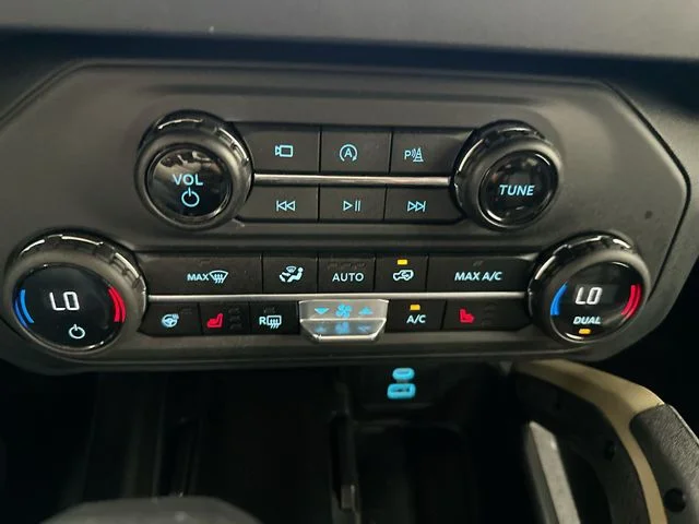 Certified Used 2025 Gray Ford Badlands image 18