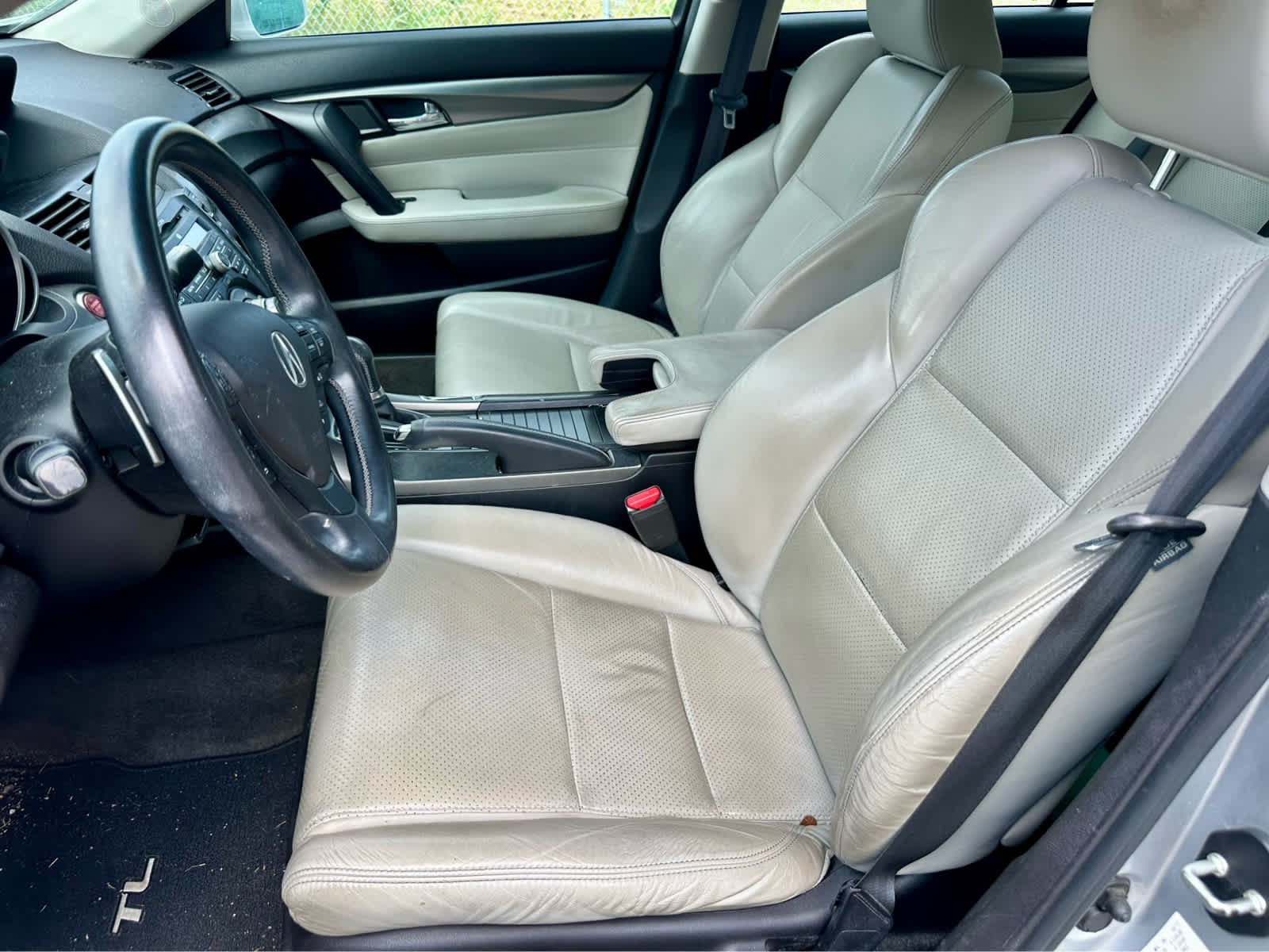 Used 2012 Silver Moon Acura Tech Auto image 11