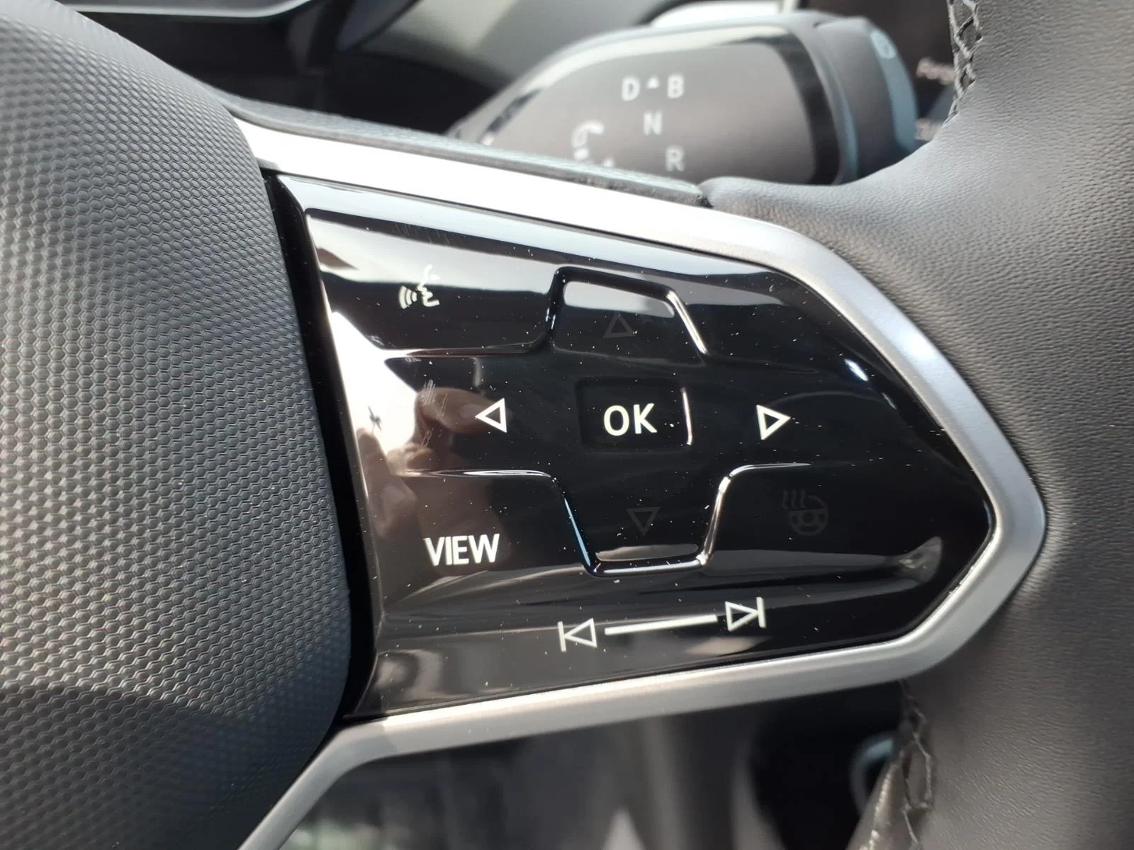 New 2026 Mountain  Lake Blue Metallic Volkswagen PRO AWD image 13