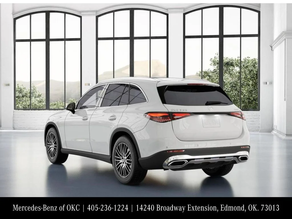 Used 2026 Polar White Mercedes-Benz GLC 300 image 28
