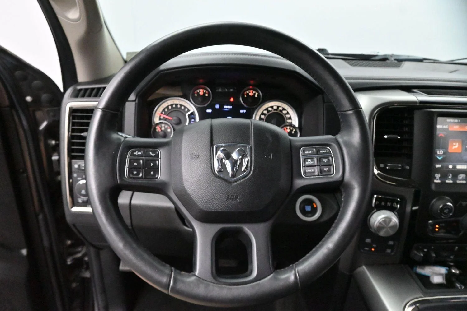 Used 2017 Granite Crystal Metallic Clearcoat Ram Sport image 14