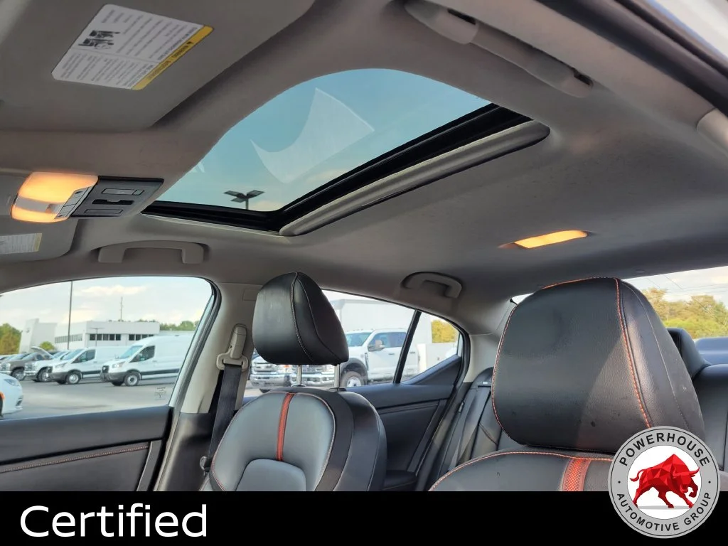 Used 2023 White Nissan SR image 24