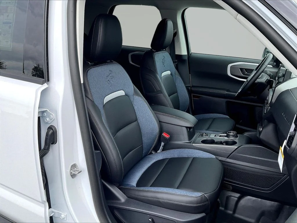 New 2026 Oxford White Ford Outer Banks® image 9