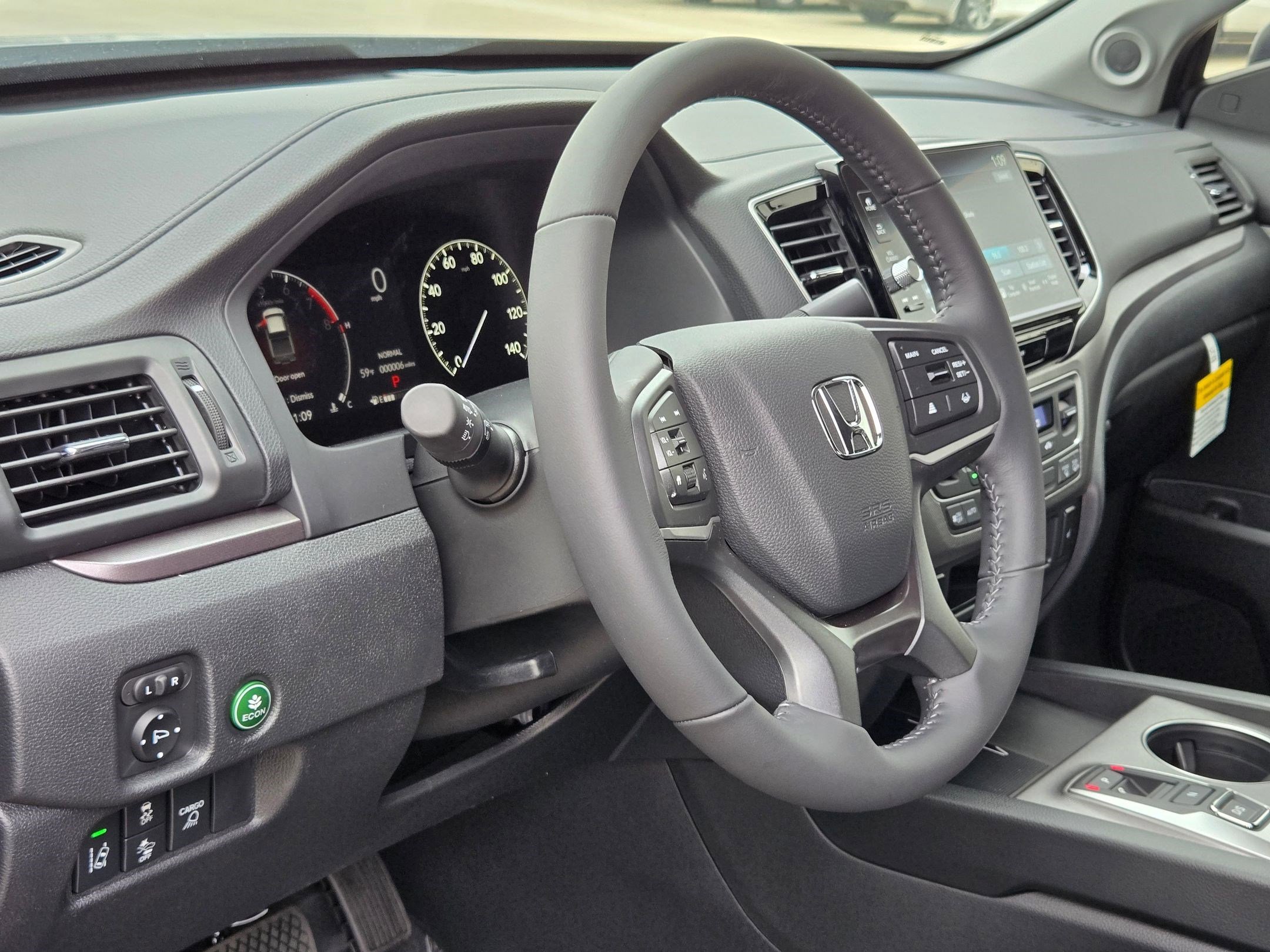 New 2026 Sonic Gray Pearl Honda RTL image 9