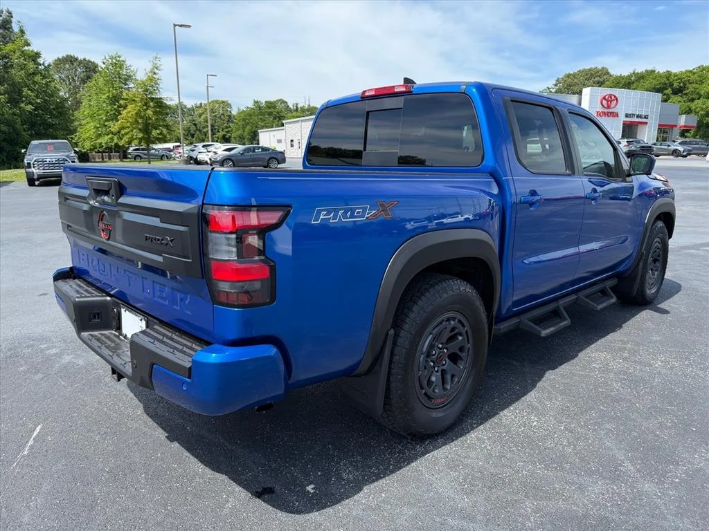 2025 Nissan Frontier PRO-X - Photo 7