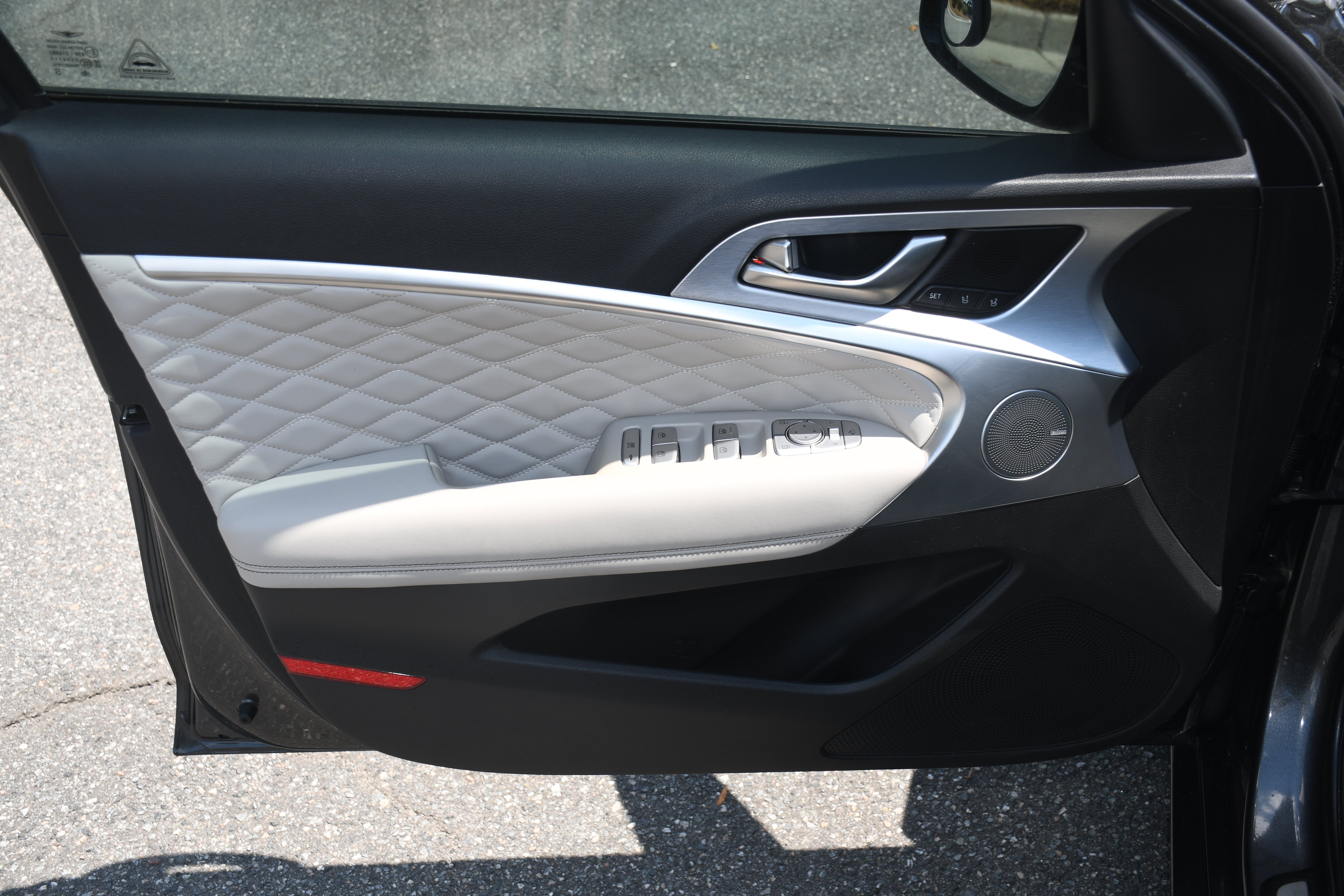 Used 2019 Gray Genesis 2.0T Advanced image 9