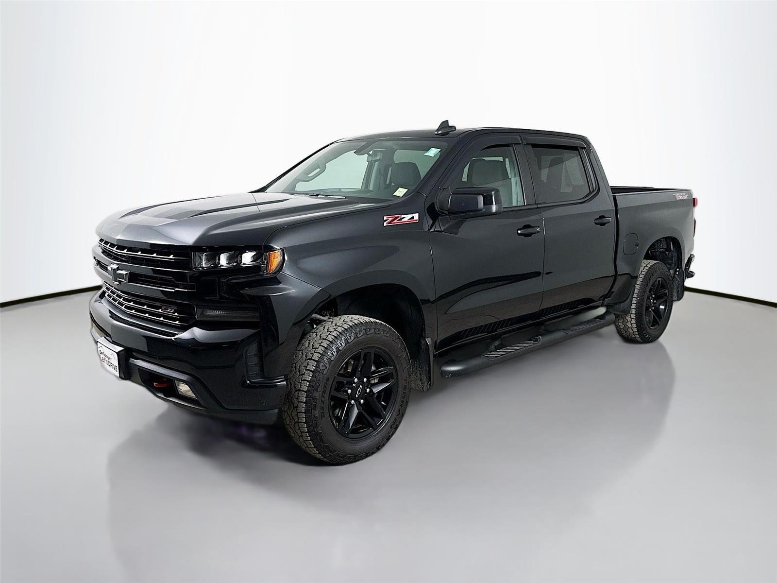 Used 2020 BLACK Chevrolet LT Trail Boss image 5