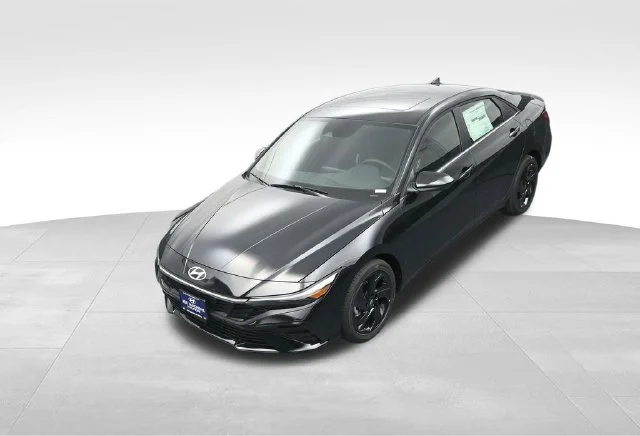 Used 2026 Black Hyundai SEL Sport Premium image 27