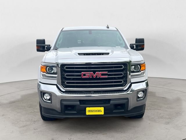 Used 2018 White Frost GMC SLE image 2