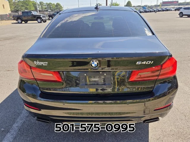 Used 2019 Black BMW 540i image 4