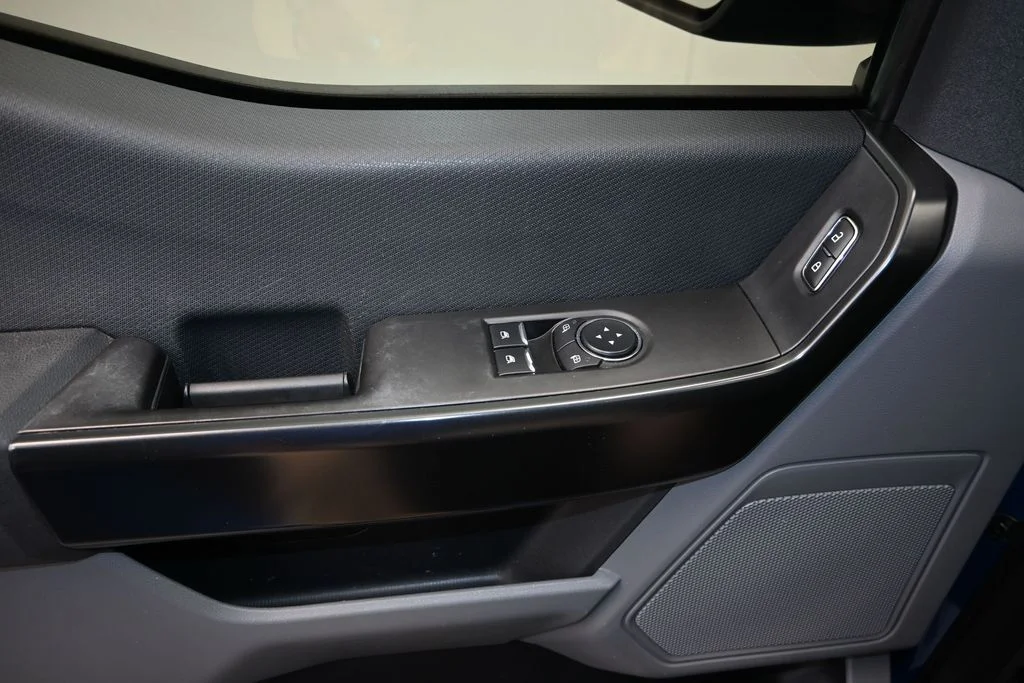 Used 2021 Blue Ford XL image 13