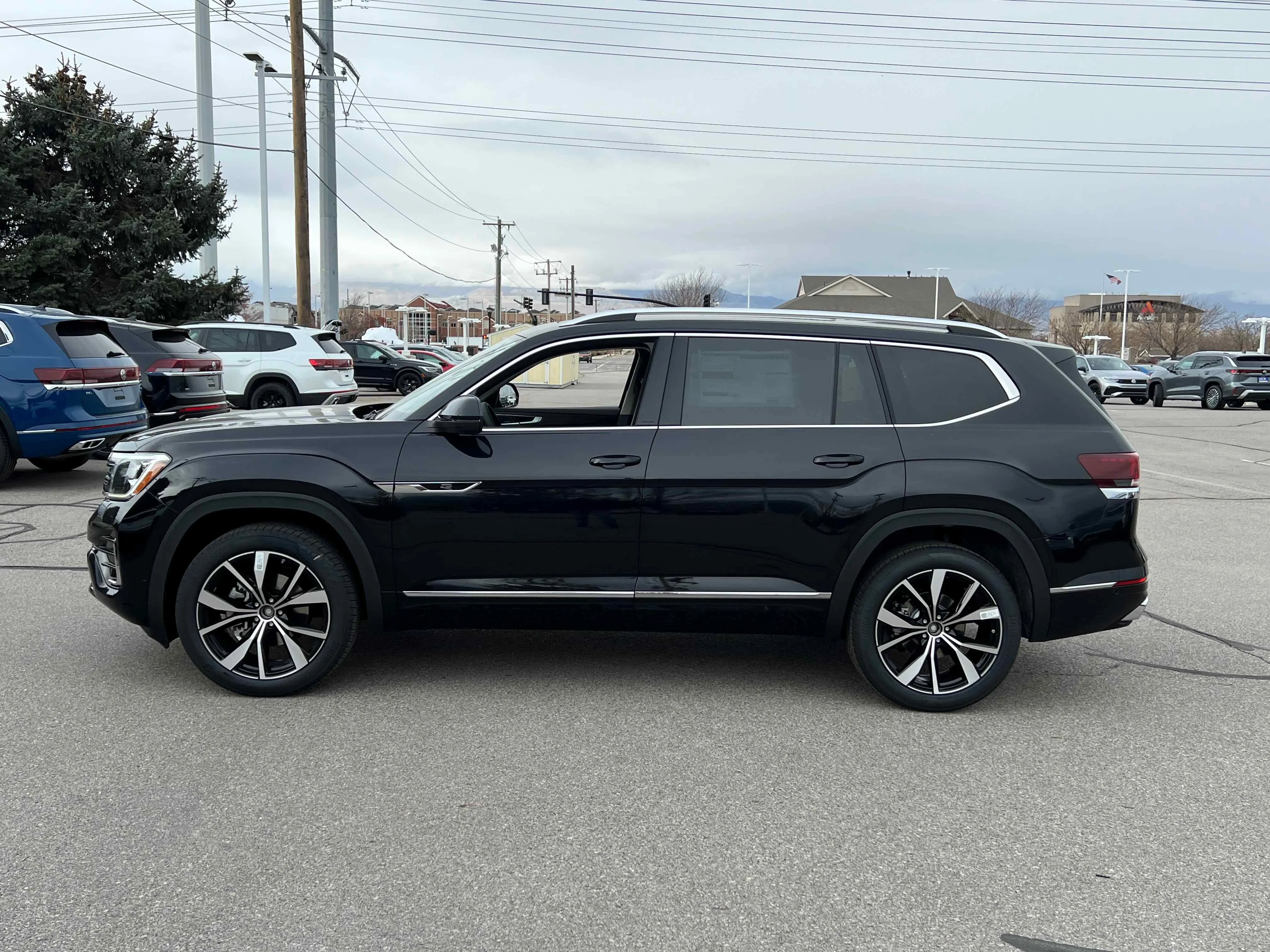 New 2026 Deep Black Volkswagen 2.0T SEL Premium R-Line image 2