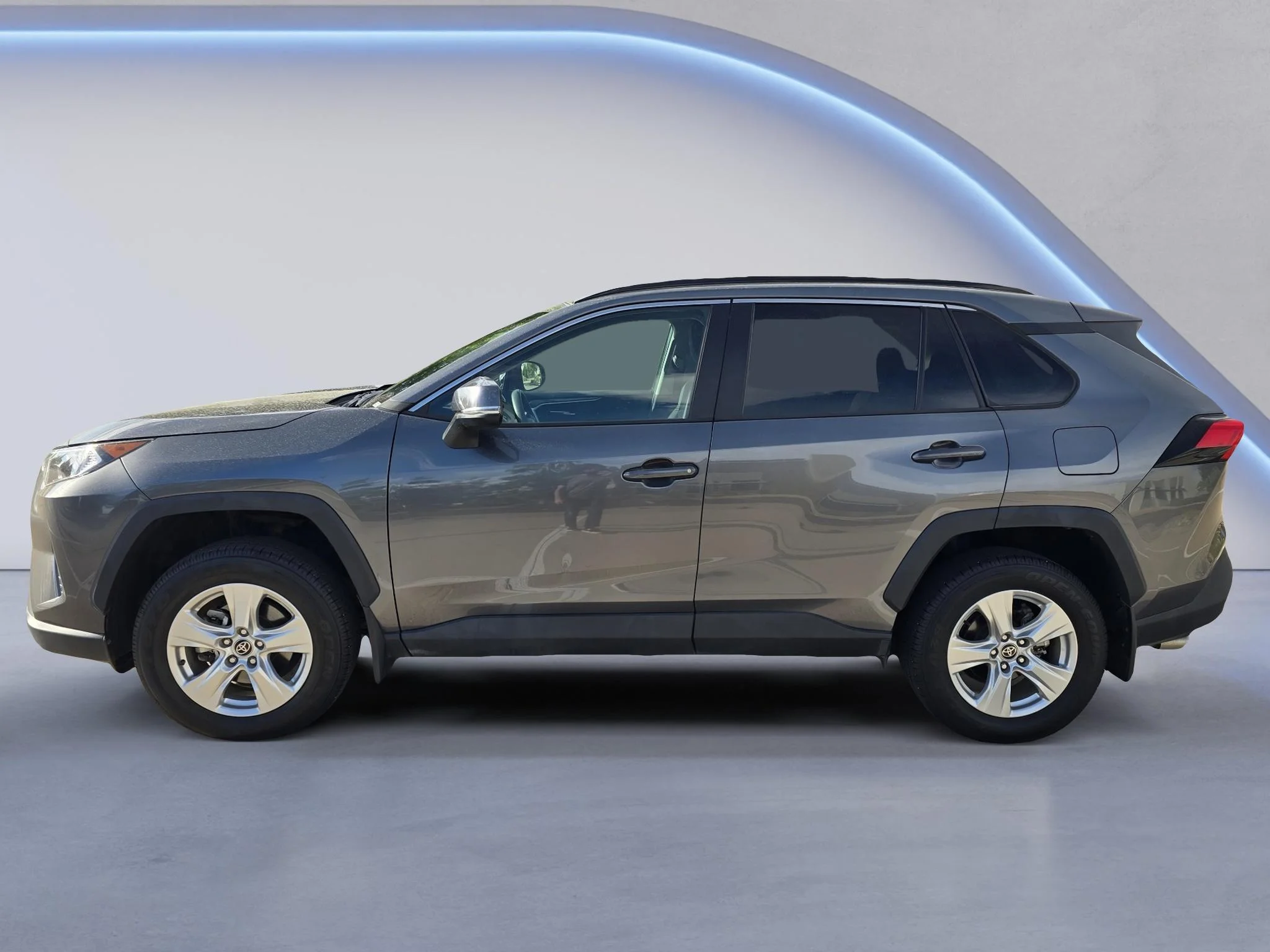 Used 2021 Magnetic Gray Metallic Toyota XLE image 2