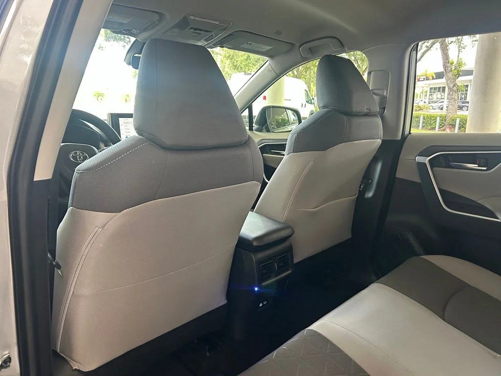 Used 2025 Silver Toyota XLE image 31