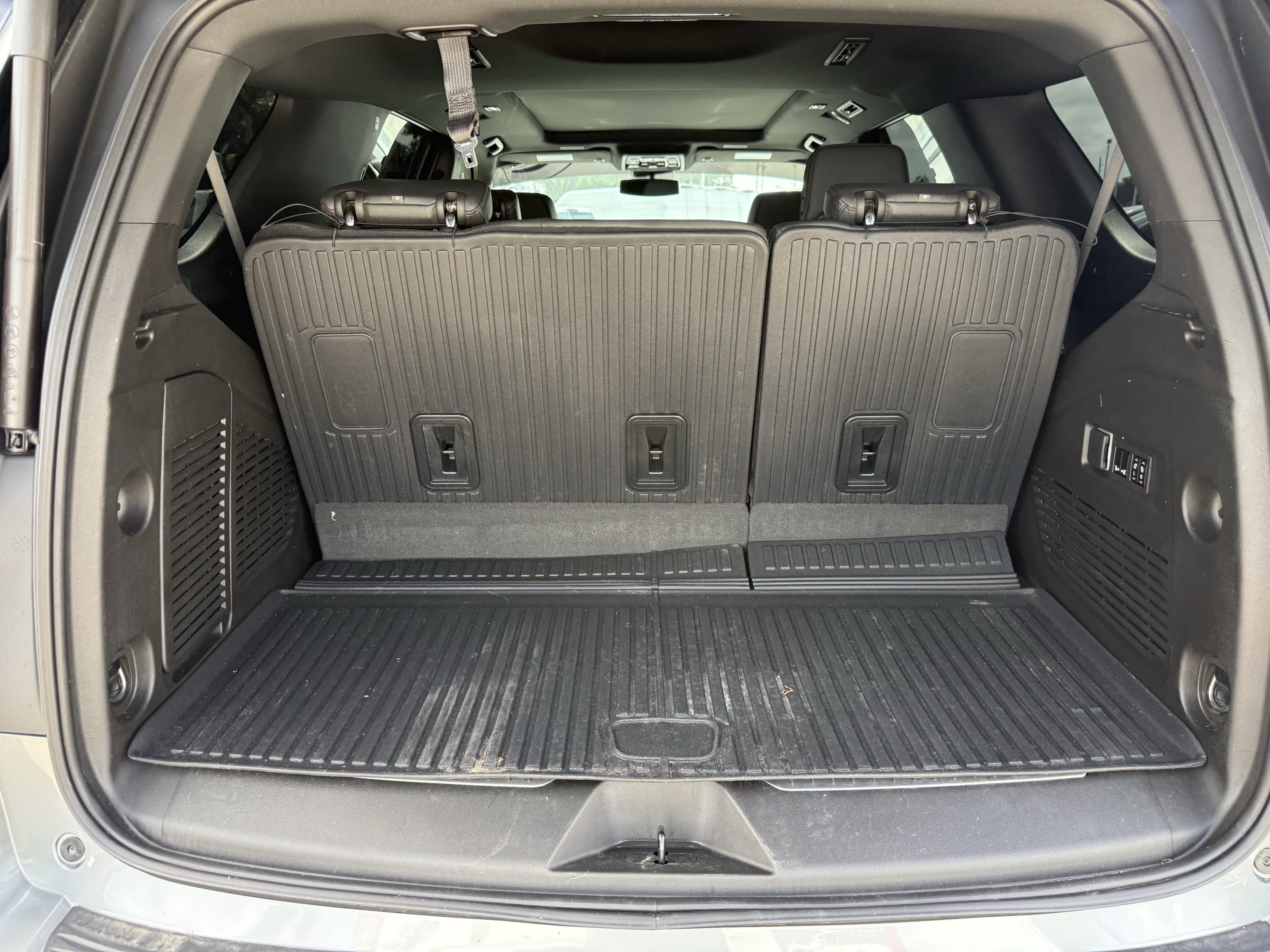 Used 2026 Sterling Gray Metallic Chevrolet Z71 image 30