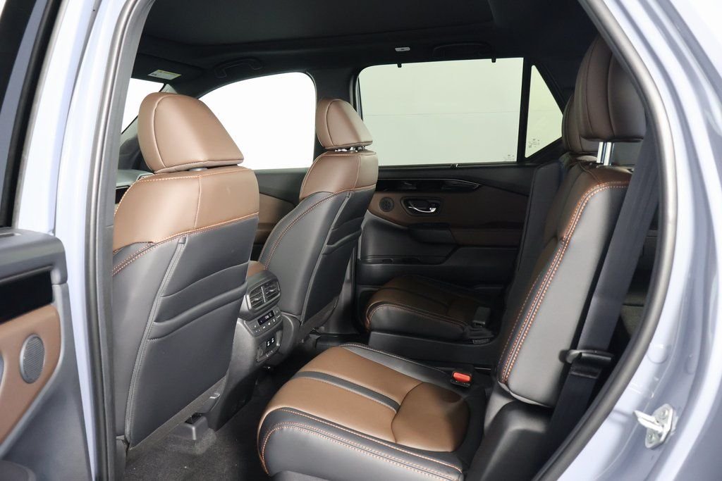 New 2026 Sonic Gray Pearl Honda TrailSport image 6
