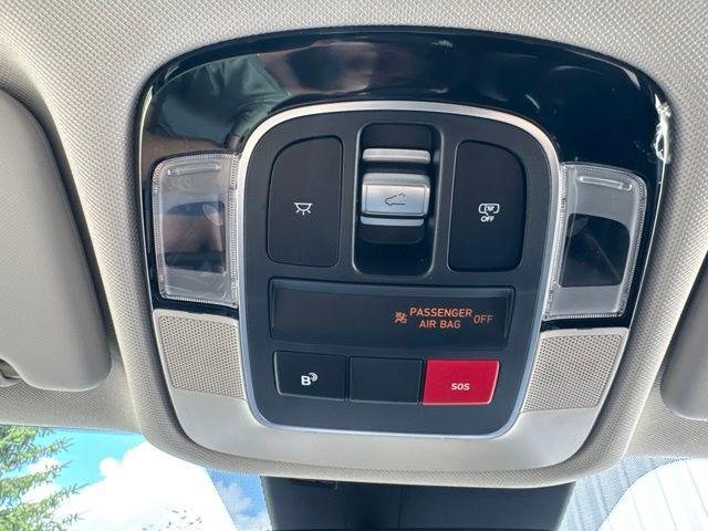 New 2026 Ecotronic Gray Hyundai Limited image 31
